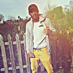 Meet your Posher, Khari